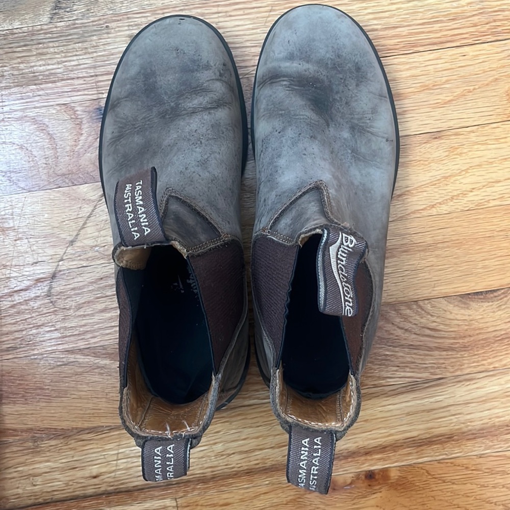 Gently worn blundstones